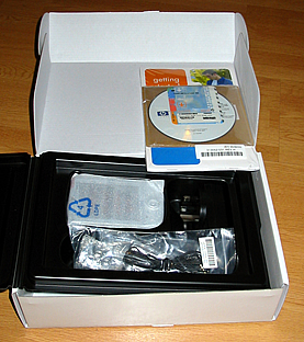 A picture of the opened iPAQ Pocket PC h1910 box
