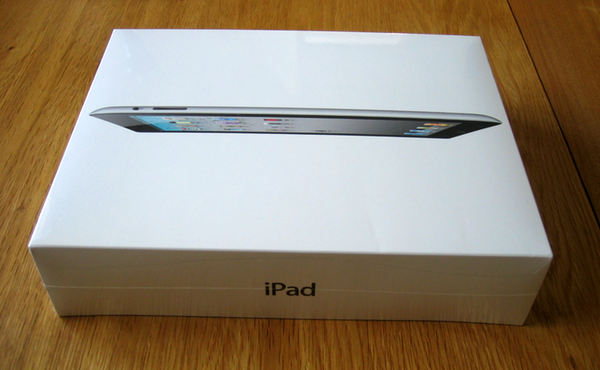 A picture of my iPad 2 in its shrinkwrapped box